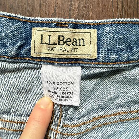 L.L. Bean Natural Fit Jeans 100% Cotton Blue Denim Size 35x29 - Picture 5 of 7